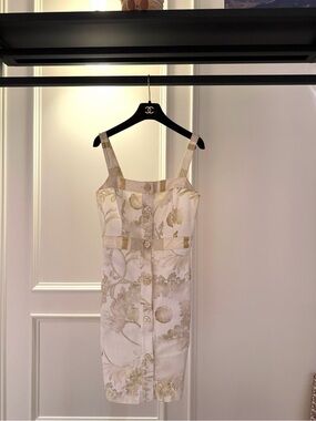 🚩steal CHANEL Cream Dress with Subtle Gold Floral Jacquard